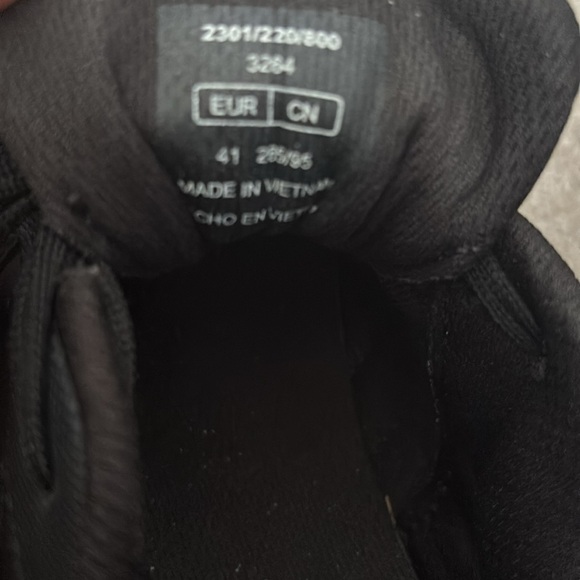 Zara Black Sneakers with Suede Finish and White Sole - Picture 6 of 12